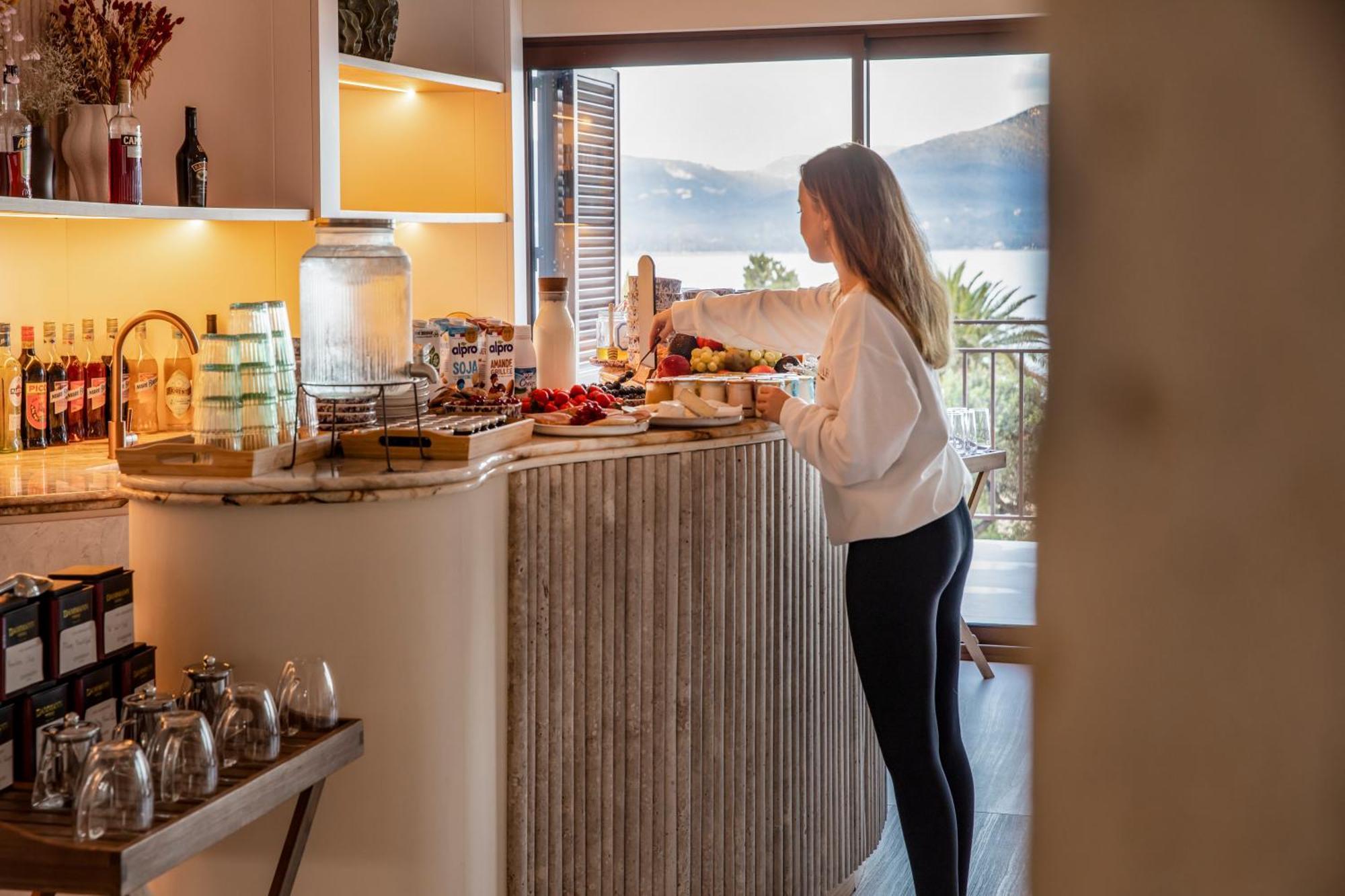 Tinah Saint-Tropez Hotel Kültér fotó