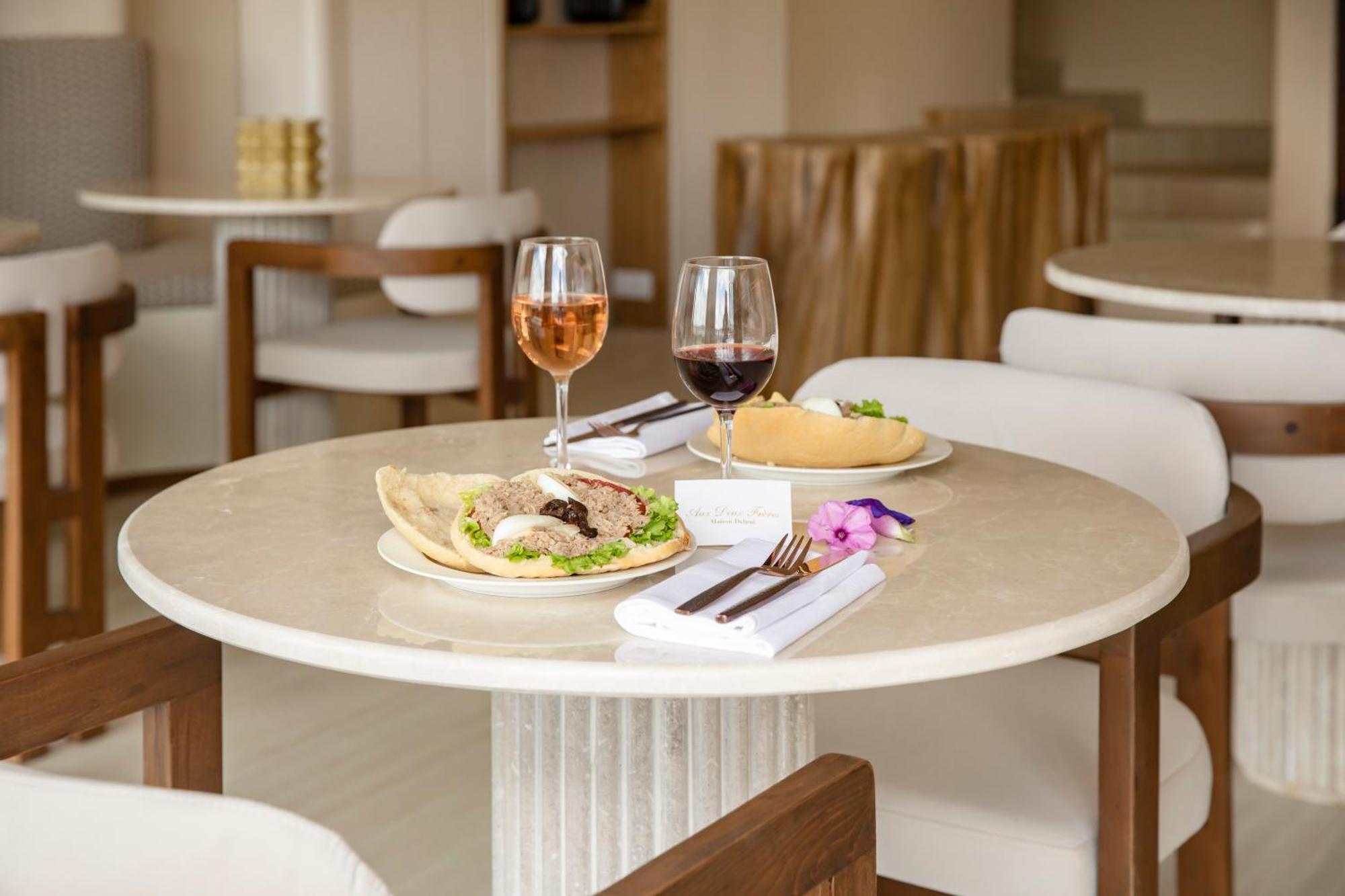 Tinah Saint-Tropez Hotel Kültér fotó